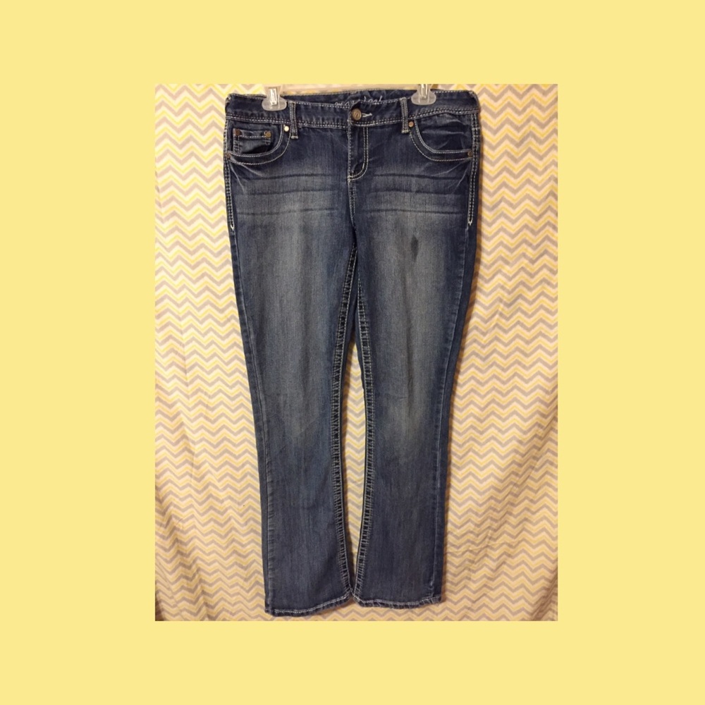 Maurices jeans good condition